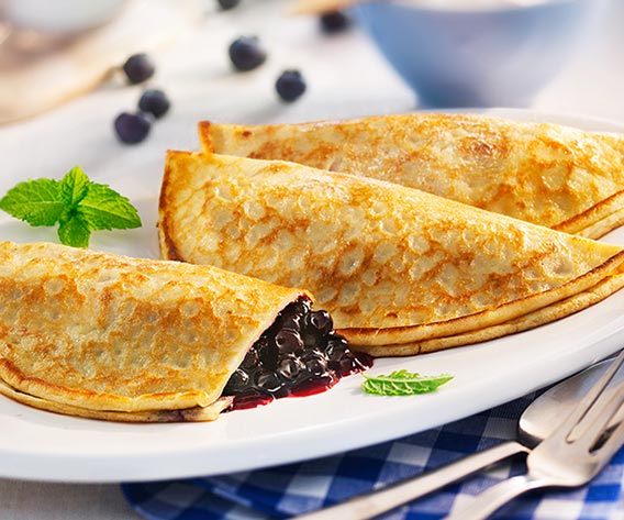 Palačinke s Borovnicama Sladice/Torte in sladice Palačinke s Borovnicama bofrost