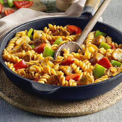 Fusilli in golaž Predjedi/Svaljki in polnjene testenine Fusilli in golaž bofrost