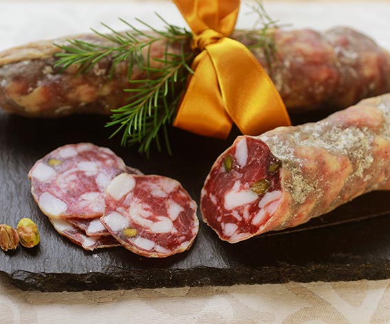 Salama Nebrodi s pistacijami Proizvodi meseca Salama Nebrodi s pistacijami bofrost